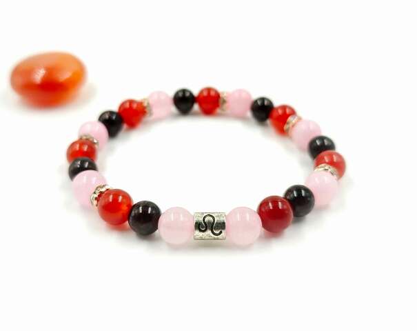 Oroszlán rózsakvarc, karneol, gránát női karkötő